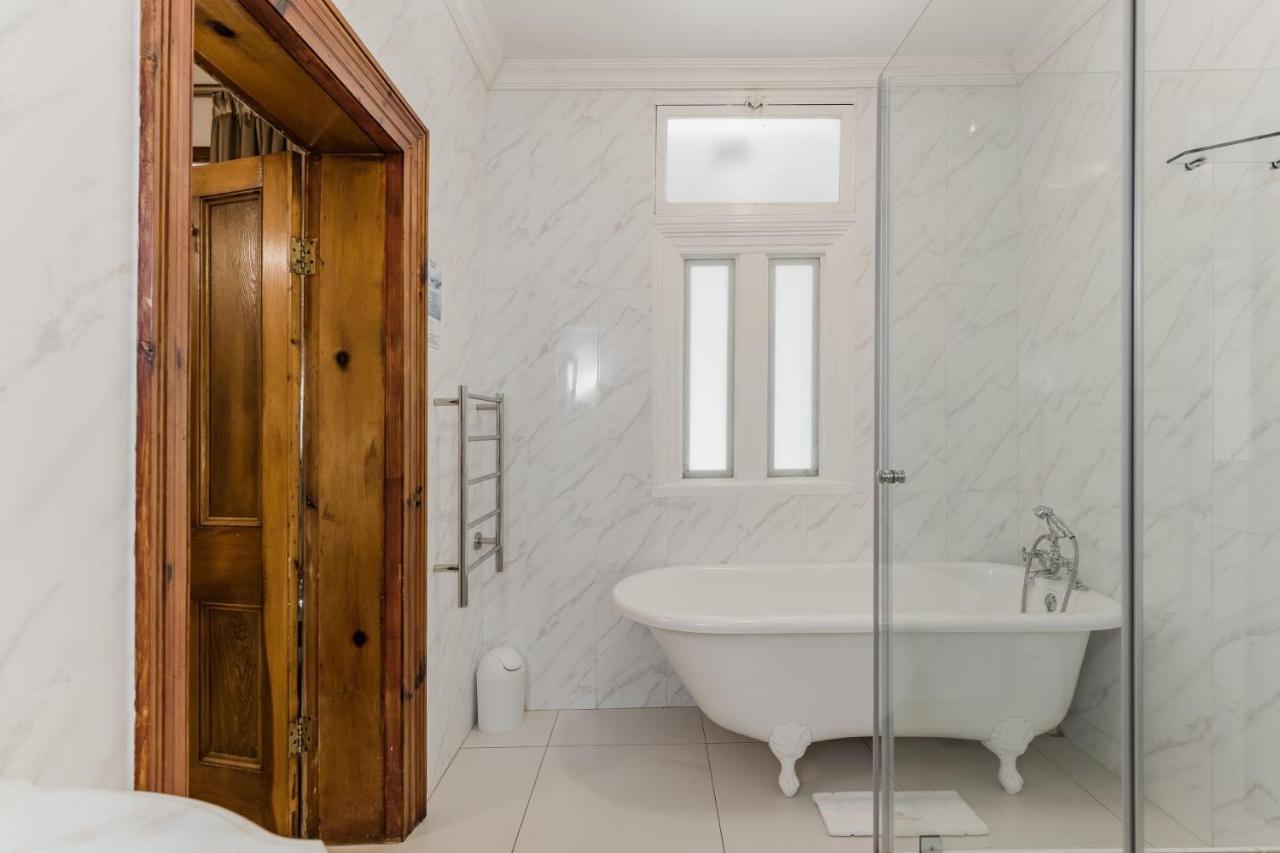 Roosenwijn Guesthouse Stellenbosch Eksteriør billede